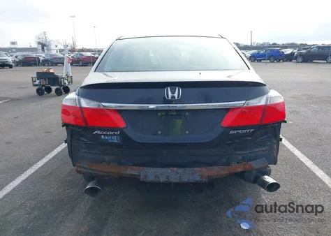 2013 Honda Accord Sport z USA, uszkodzony, nr VIN 1HGCR2F51DA247322
